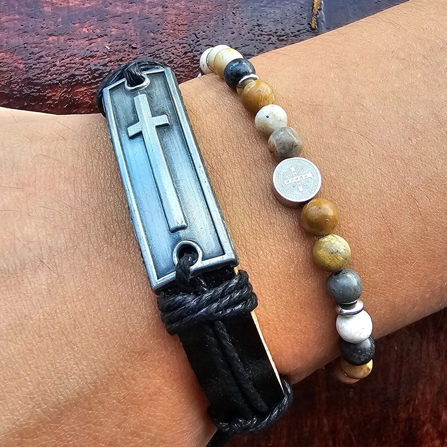 Pulsera Eco Cuero Cruz